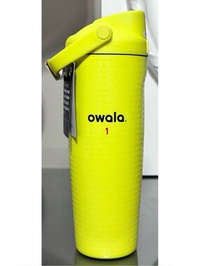 OWALA 30oz Freesip Sway Travel Tumbler - Neon YELLOW Golf- THATS‎ A GIMME